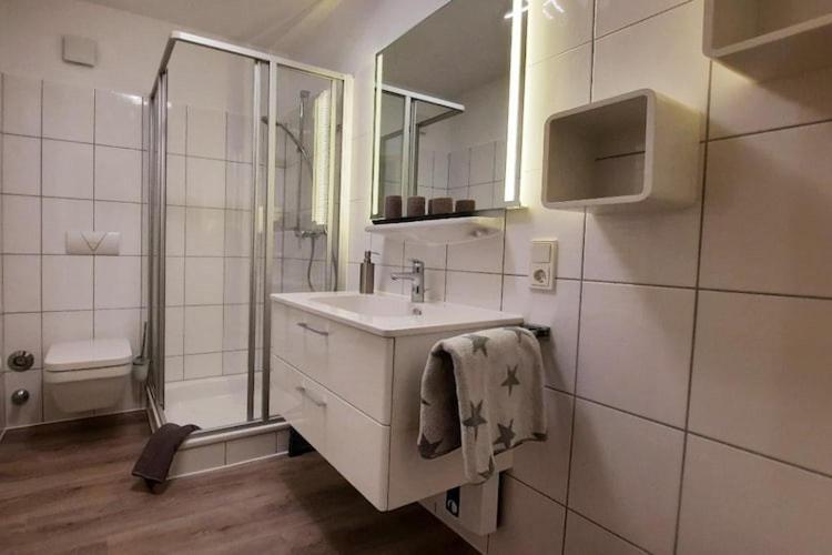 Apartment In Burhave With A Shared Pool المظهر الخارجي الصورة
