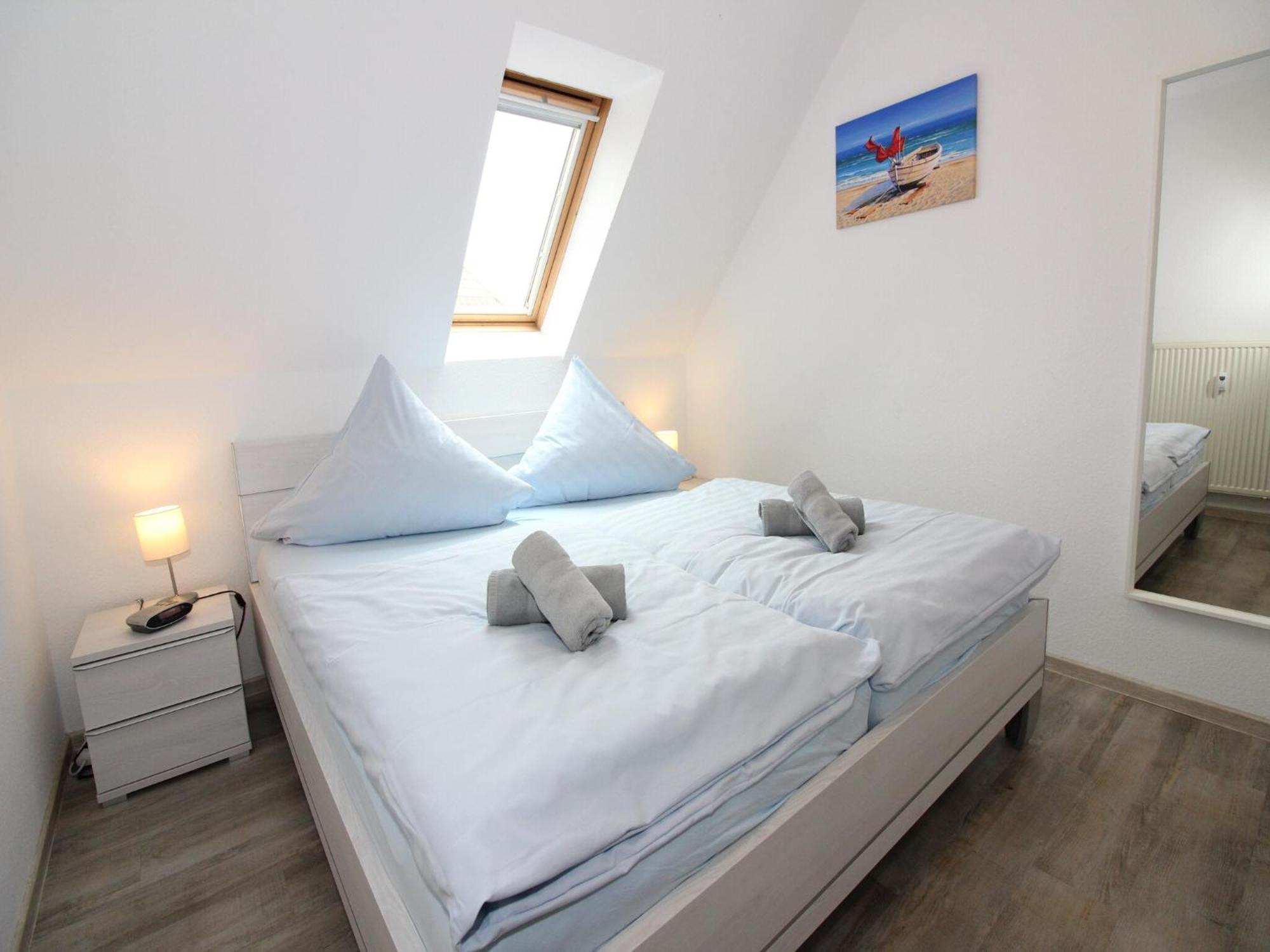 Apartment In Burhave With A Shared Pool المظهر الخارجي الصورة